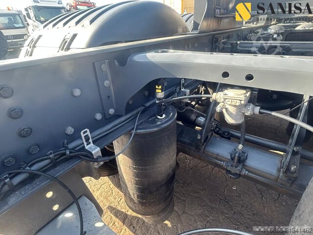 τυπική μονάδα τράκτορα SCANIA R450/BDF/Lenk-Lift/6x2/Retarder/Fernfahr