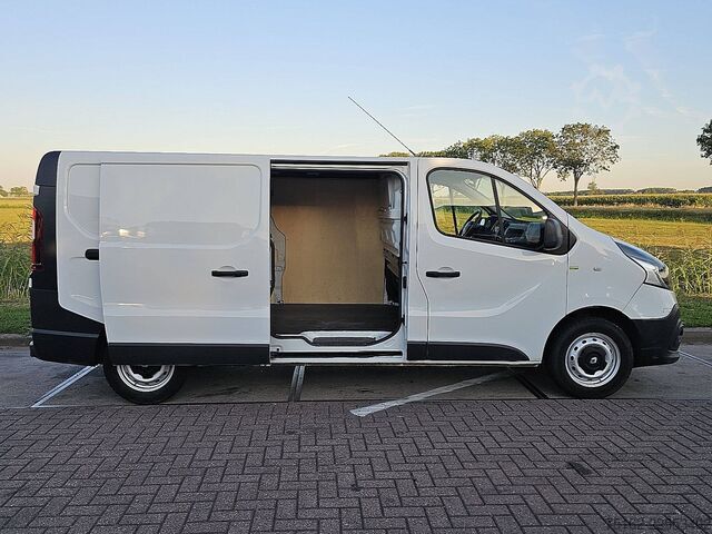 Stationvogn med højt tag RENAULT TRAFIC 1.6 DCI