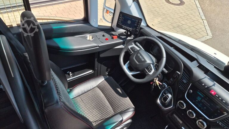 Μίνι λεωφορείο IVECO 2x Daily 70 Lagerfahrzeug Ferqui Sunrise 2,5 m B