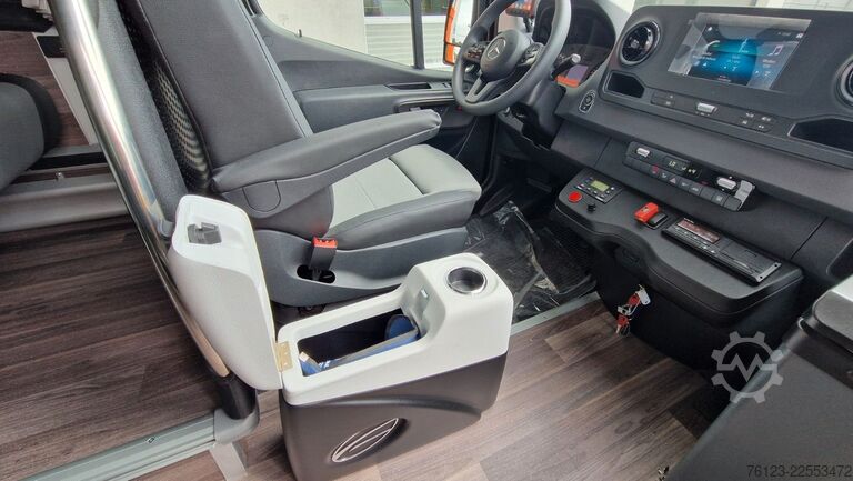 Μίνι λεωφορείο MERCEDES-BENZ 519 Sunset S 4 Ferqui Chasis 907 Vorlauffahrzeug