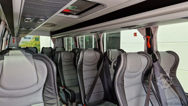 Μίνι λεωφορείο MERCEDES-BENZ 519 Sunset S 4 Ferqui Chasis 907 Vorlauffahrzeug