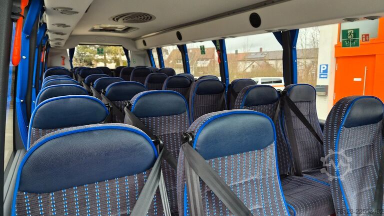 Μίνι λεωφορείο IVECO Daily 70 Ferqui Sunrise 34 Plätze COC