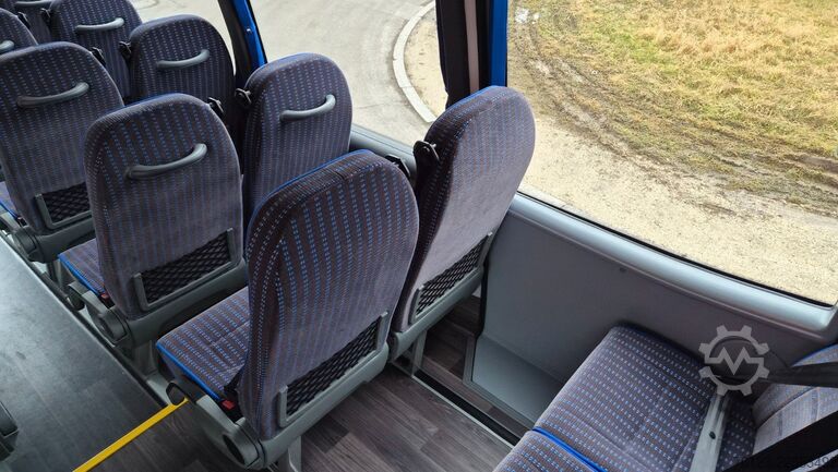 Μίνι λεωφορείο IVECO Daily 70 Ferqui Sunrise 34 Plätze COC