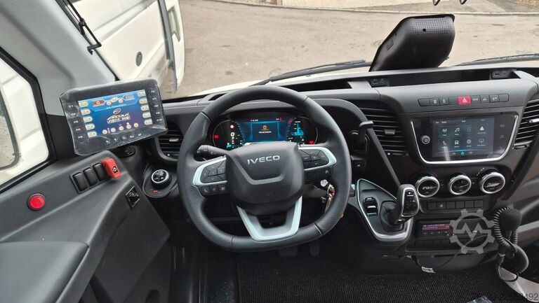 Μίνι λεωφορείο IVECO Daily 70 Ferqui Sunrise 34 Plätze COC