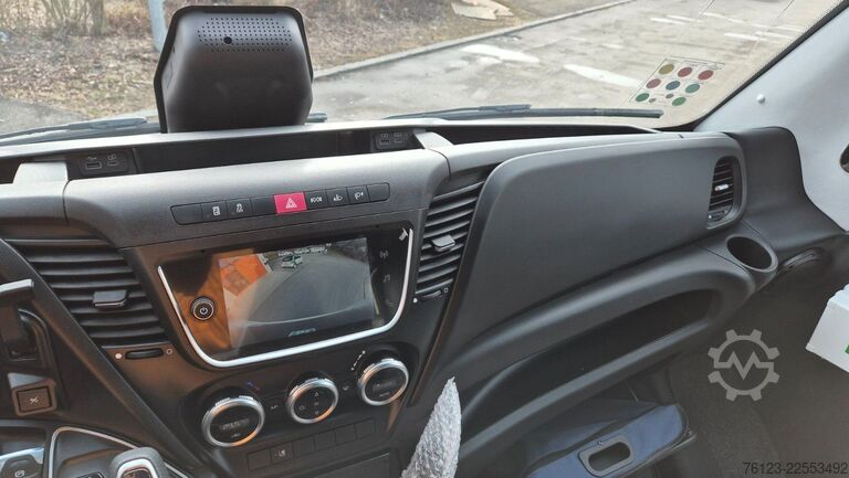 Μίνι λεωφορείο IVECO Daily 70 Ferqui Sunrise 34 Plätze COC