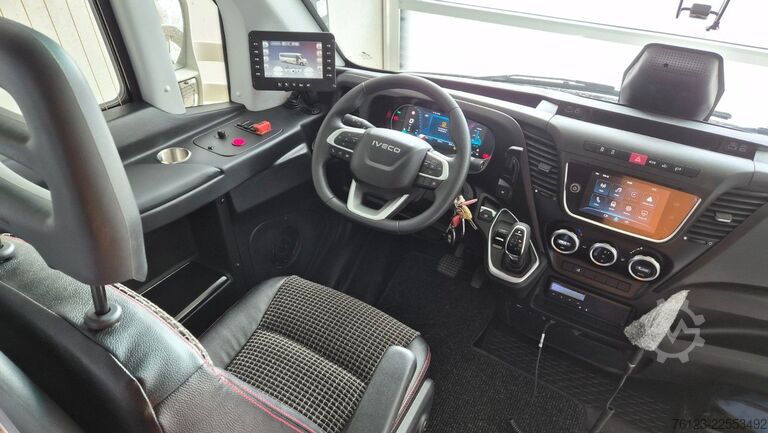 Μίνι λεωφορείο IVECO Daily 70 Ferqui Sunrise 34 Plätze COC