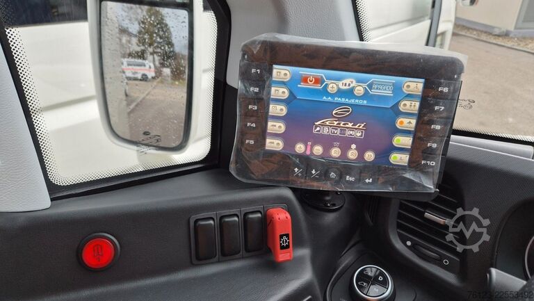 Μίνι λεωφορείο IVECO Daily 70 Ferqui Sunrise 34 Plätze COC