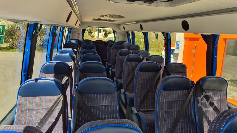 Μίνι λεωφορείο IVECO Daily 70 Ferqui Sunrise 34 Plätze COC