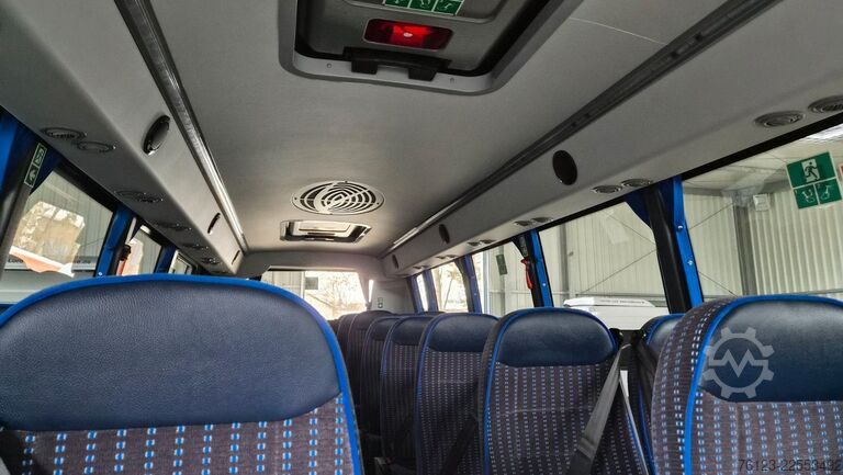 Μίνι λεωφορείο IVECO Daily 70 Ferqui Sunrise 34 Plätze COC