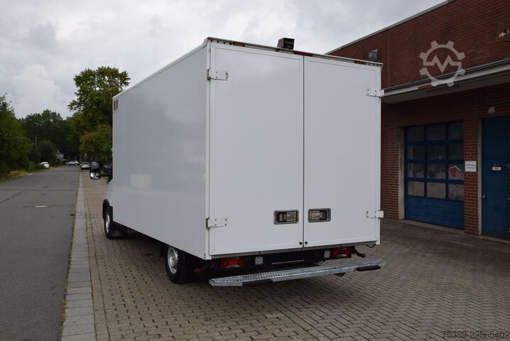 Box van Iveco Daily  35 S18 Koffer Automatik ACC Luftfederung