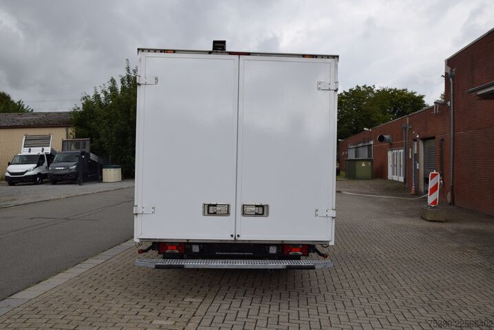 Box van Iveco Daily  35 S18 Koffer Automatik ACC Luftfederung