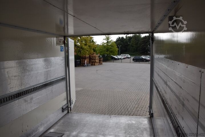 Skåpbil Iveco Daily  35 S18 Koffer Automatik ACC Luftfederung