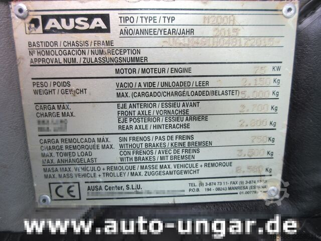 Véhicule municipal à usage spécial Ausa M200H 4x2x4 Baujahr 2015 Tyrolit Bohrer
