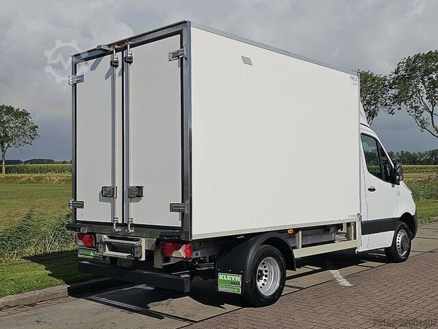 Furgão frigorífico MERCEDES-BENZ SPRINTER 516 Koelwagen Automaat!