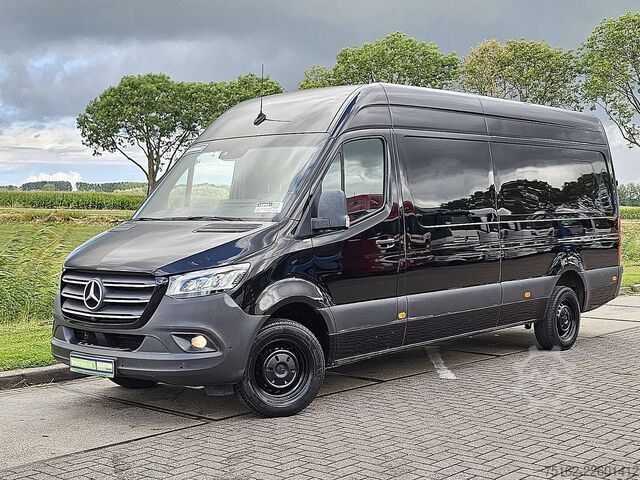 Kombi z wysokim dachem MERCEDES-BENZ SPRINTER 319 L3H2 Maxi LED Mbux10