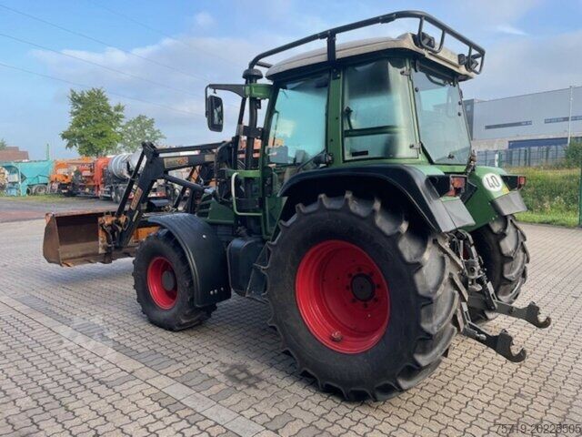 Traktor Fendt 309 mit Frontlader