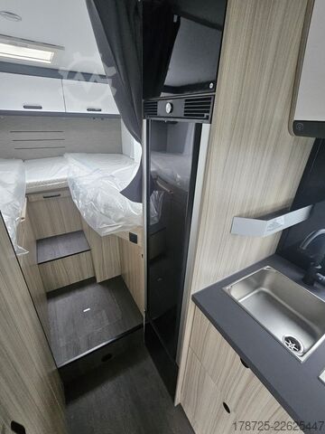 Félintegrált lakóautó Sun Living C 70DL 26 X-Tra in Grau Ford 165 PS