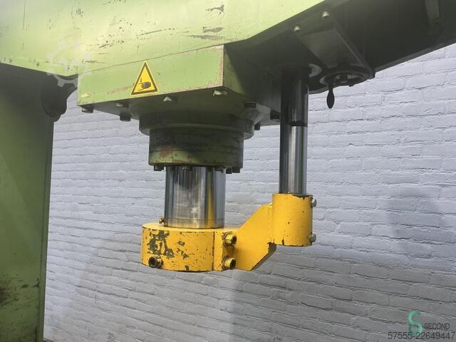 Hydraulikpressen  Vremac 100t, 2000mm Vremac 100t, 2000mm