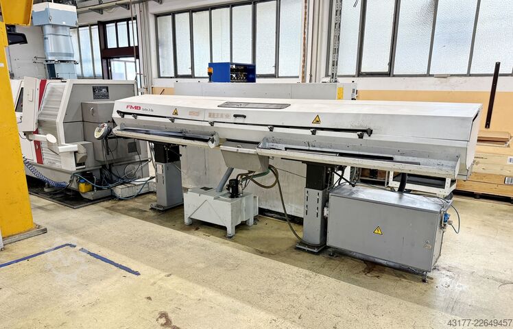 Strung automat CNC cu prelucrare prin strunjire longitudinală + alimentator de bare TRAUB + EMCO - 5 Maschinen : 3 mal TNL 26 + 2 mal Turn 332 MC