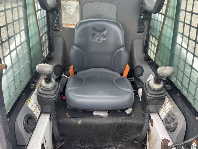 ładowarka kompaktowa Bobcat S100