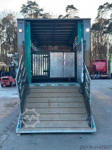 Boskapsbil MERCEDES-BENZ Antos 1833L 1.Stock Finkl Viehwagen Klima 34m³