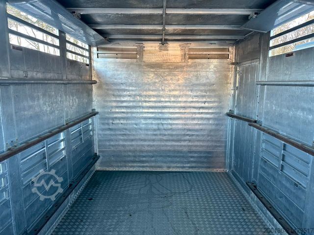 Boskapsbil MERCEDES-BENZ Antos 1833L 1.Stock Finkl Viehwagen Klima 34m³