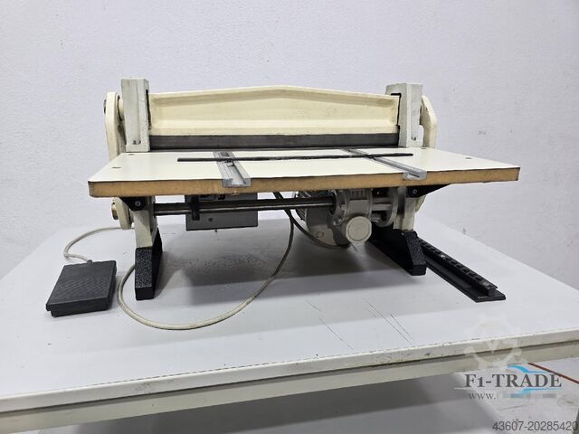 Macchina elettrica per cordonatura e perforazione O.M.M. 502