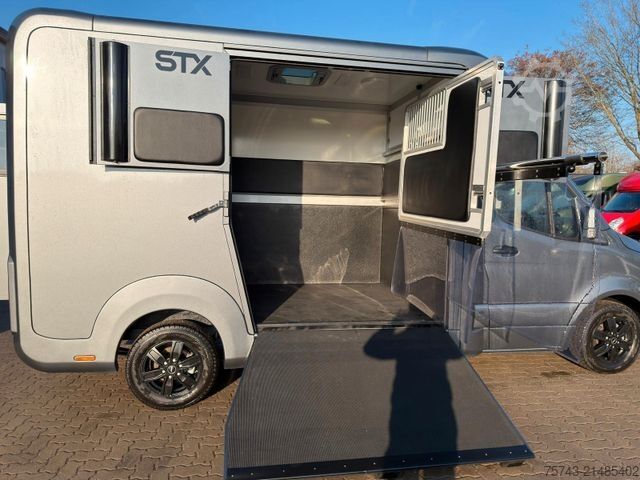Állatszállító jármű MERCEDES-BENZ STX Sprinter  3.500KG  Haras Hengste