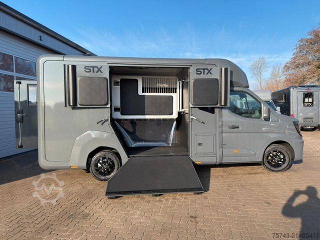 Állatszállító jármű RENAULT Master STX 5 Sitzer Haras ex. Lang Automatik