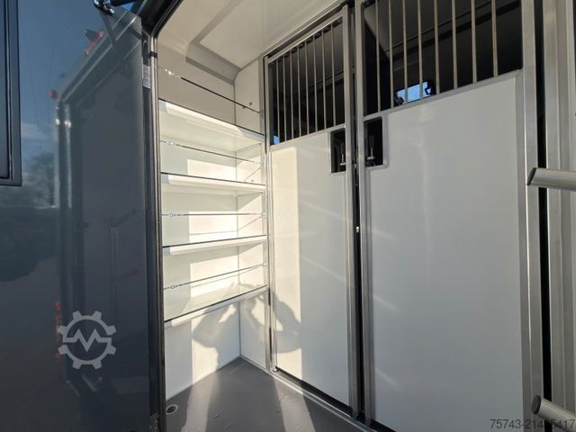 Állatszállító jármű RENAULT Master STX 5 Sitzer Haras ex. Lang Automatik