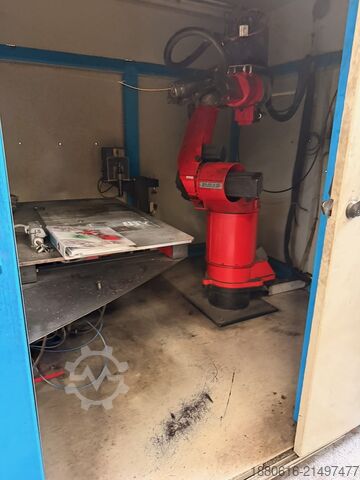 Hegesztőrobotcella Reis Robotics SRV6-C