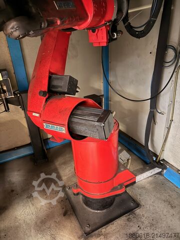 Hegesztőrobotcella Reis Robotics SRV6-C