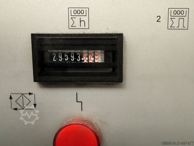 Hegesztőrobotcella Reis Robotics SRV6-C