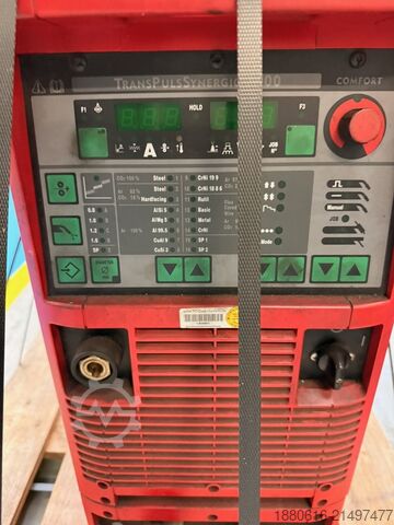 Hegesztőrobotcella Reis Robotics SRV6-C