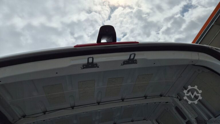 Yüksek tavanlı panelvan MERCEDES-BENZ Sprinter III Kasten  519 CDI RWD 4x 4 Allrad