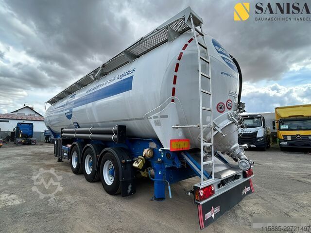 Szállító siló félpótkocsi Spitzer SK 2760 CAL/Silo-Sattelauflieger/60000 L