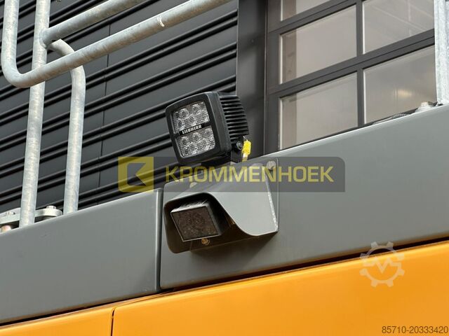 Rupsgraafmachine Liebherr R 924 LC Likufix SWA48