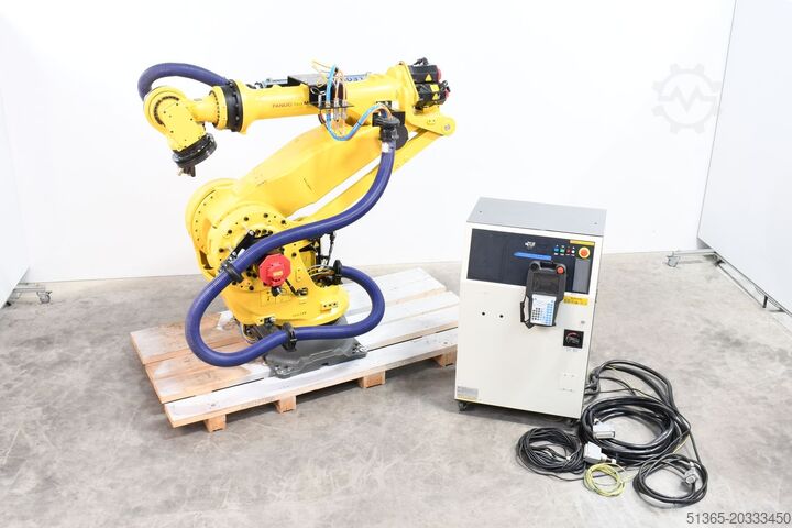 Robot met besturing, bedieningspaneel en kabels Fanuc M-900iB/360, R-30iB
