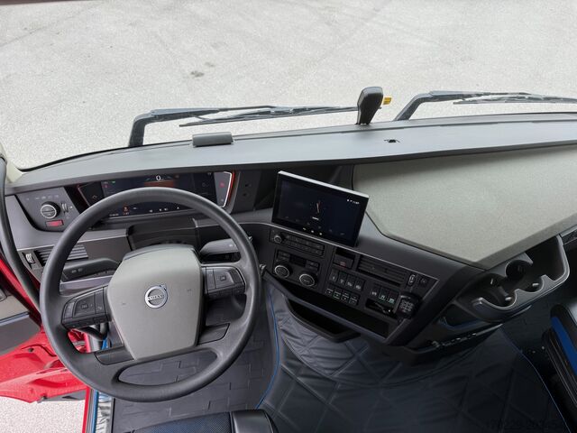 τυπικός οδικός ελκυστήρας VOLVO FH 500