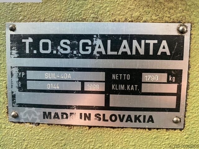 Spitzendrehmaschine TOS GALANTA SUIL 40 x 1000