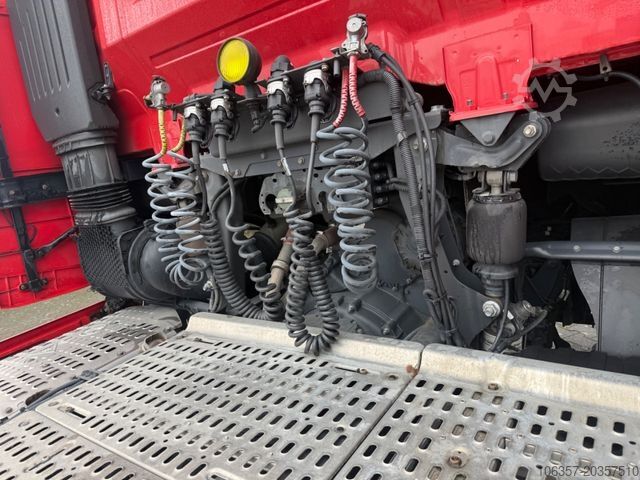Standardní tahač IVECO STRALIS S-WAY 570 AS440S57T/FP
