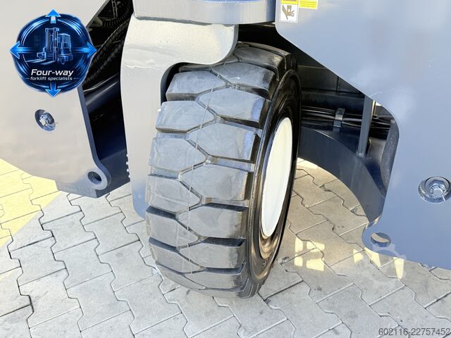 Vierwegvorkheftruck Combilift C3000XL GAS DUPLEX 4550 SIDE SHIFT