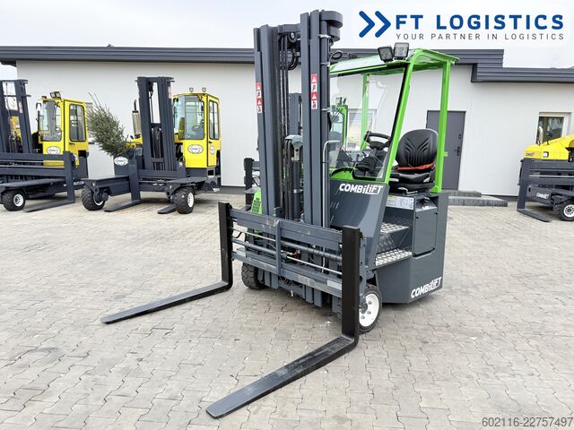 Vierwegvorkheftruck Combilift CB3000 DIESEL TRIPLEX 5550 SIDE SHIFT