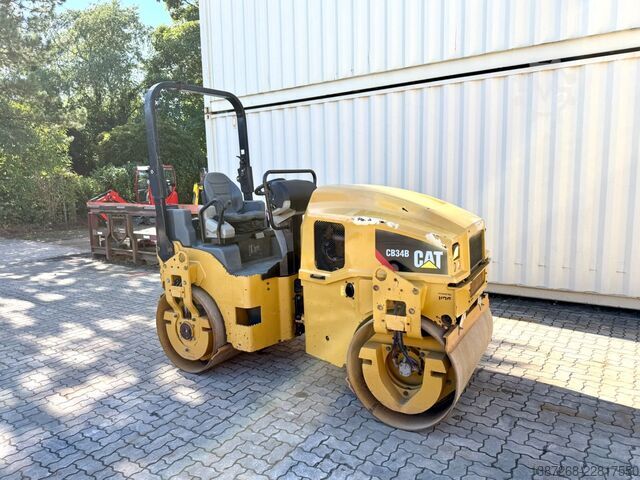 Walec jednobębnowy CATERPILLAR CB34B / 2018 BJ / 948 Stunden / 4.3 Tonnen