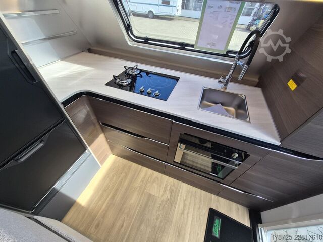 Caravan ADRIA Alpina 663 HT