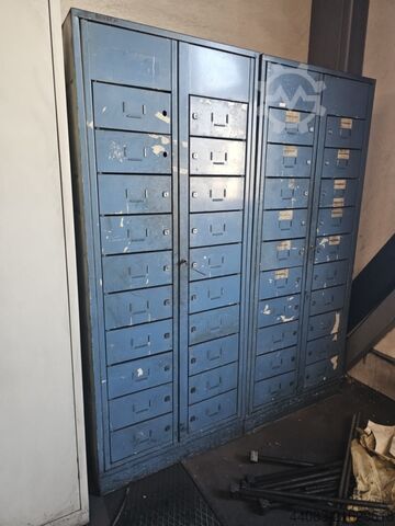 Door cabinet Tuerenschrank Schliessfaecher