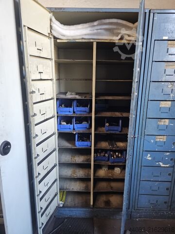 Door cabinet Tuerenschrank Schliessfaecher