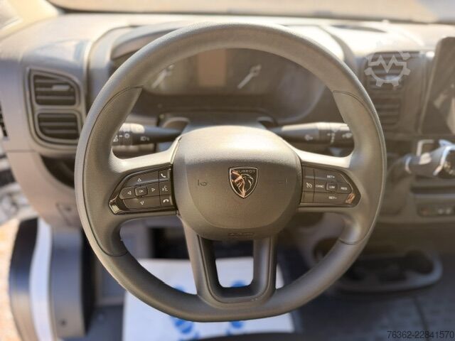 Gesloten bestelwagen met verhoogd dak en lange wielbasis Peugeot Boxer Kasten 435 L4H2  180 AUT/NAvi/PDC