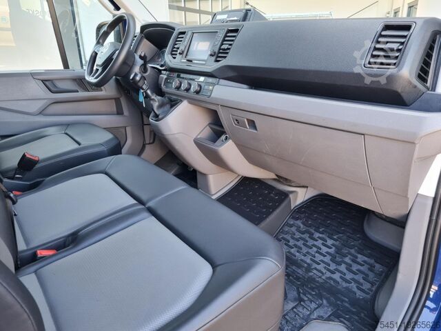 Dodávka s vysokou střechou VW Crafter 35 Kasten MR L3H3 RWD AHK KAMERA NAVI TACHO