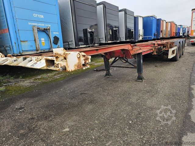 Transport von Containern RENDERS euro 800 | 40 ft | Bpw drum.